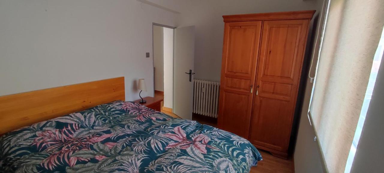 Apartamento En Zona Centrica Y Tranquila. Pamplona Exterior foto